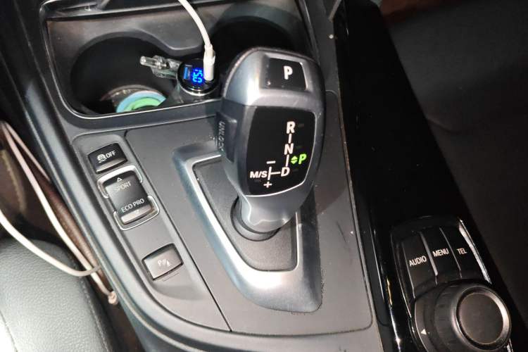 Used BMW 3 Series 2017 320Li Fashion Model
