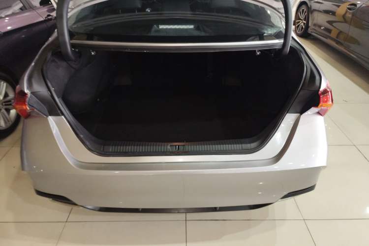 Used Toyota Avalon 2019 2.0L Luxury Edition China VI Standard