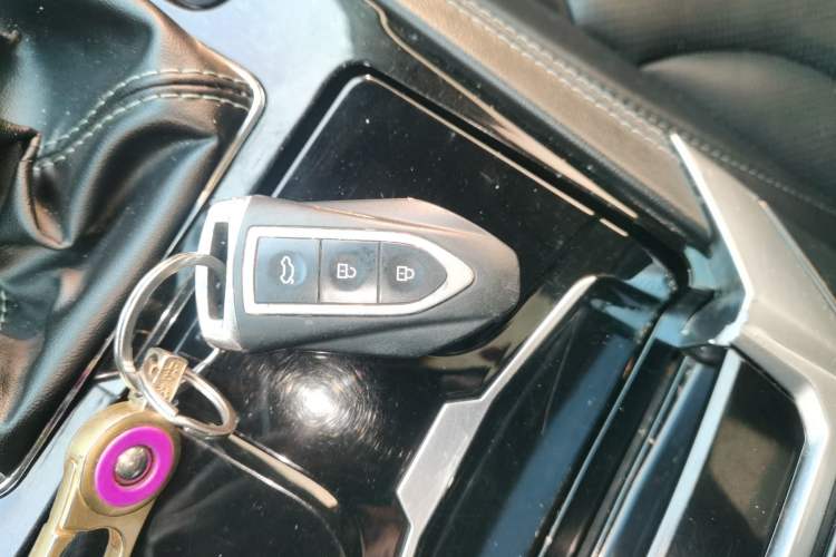 Used Zotye Domy X7 2017 1.8T Manual Luxury Model