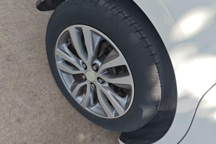 Used Buick GT 2019 18T Automatic Connected Elite Model China VI Standard
