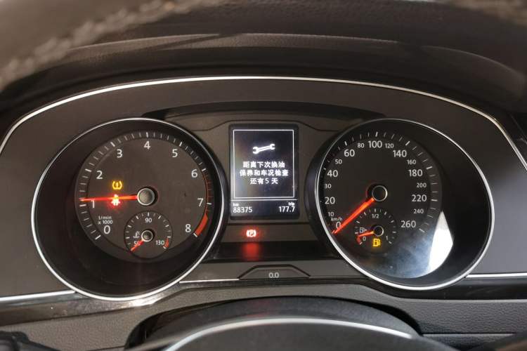 Used Volkswagen Magotan 2017 330TSI DSG Leading Model Instrument Cluster