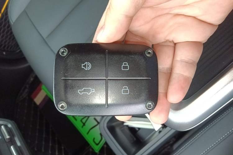 Used iCAR V23 2025 401 Two-Wheel Drive Intelligent Driving Version Vehicle Key