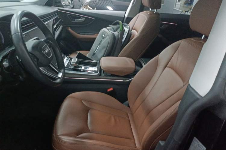 Used Audi Q8 2019 55 TFSI Luxury Dynamic Model Left Front Seat