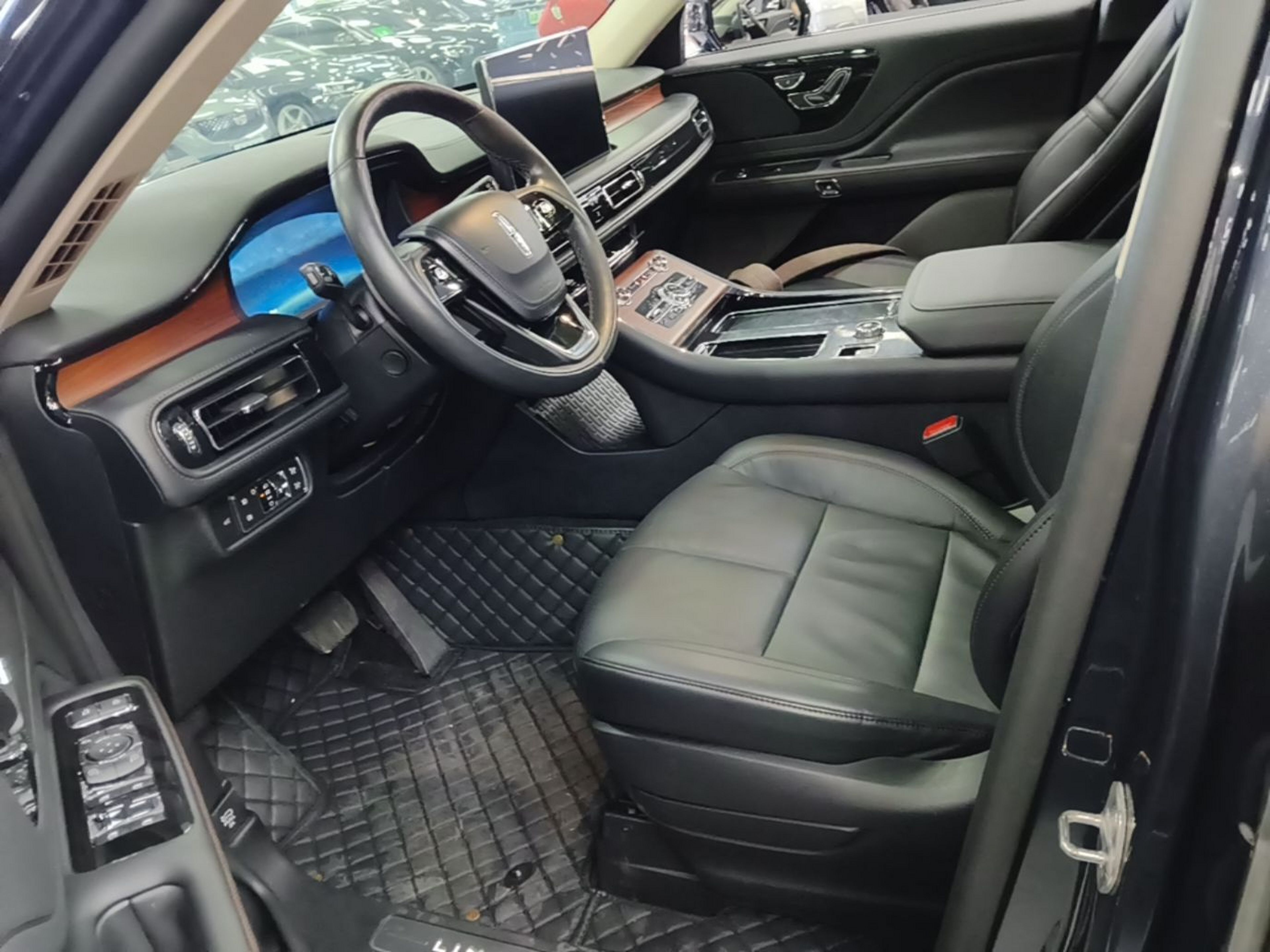 Interior delantero