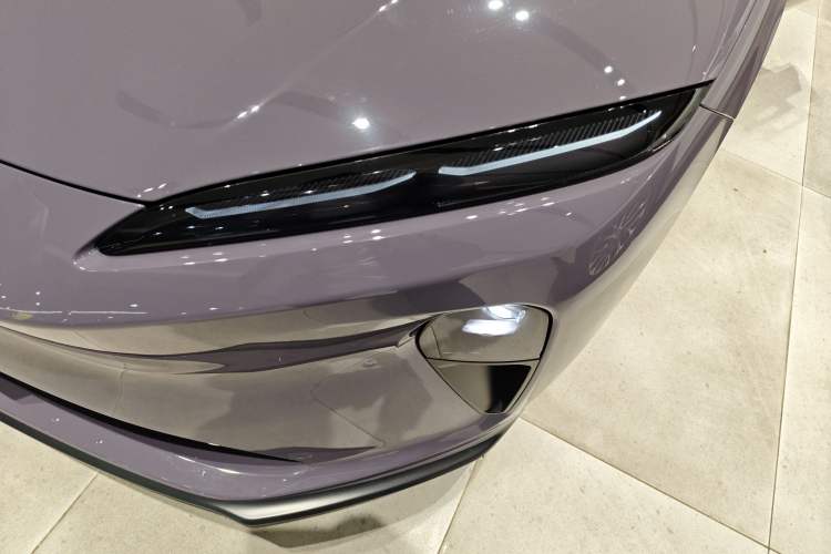 Used Nio ET5T 2024 75kWh Touring Left Front Headlight