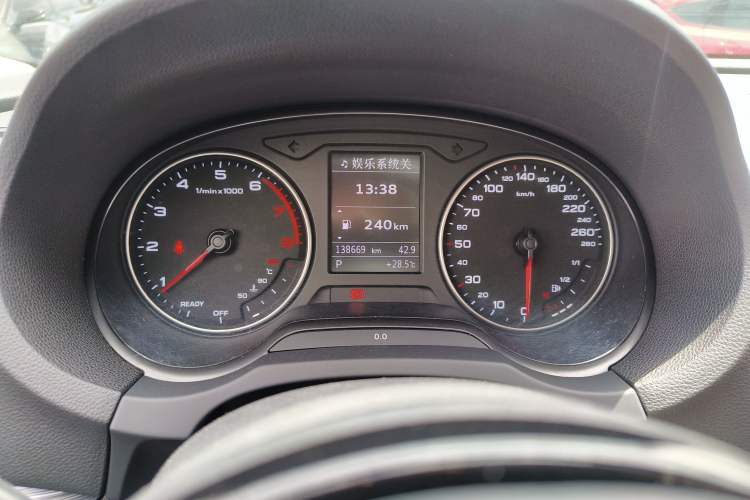 Used Audi A3 2015 Limousine 35 TFSI Millionth Anniversary Intelligent Leading Model