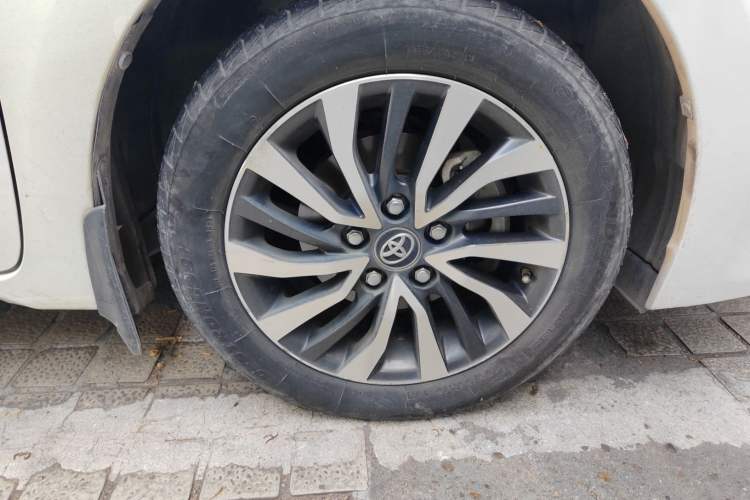 Used Toyota Corolla Hybrid E+ 2019 1.8L E-CVT Leading Edition