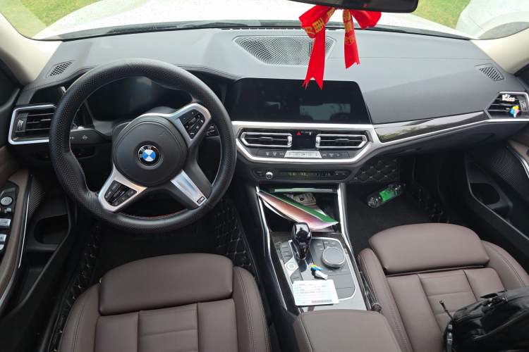 Used BMW 3 Series 2021 Restyled 325Li M Sport Package Center Console