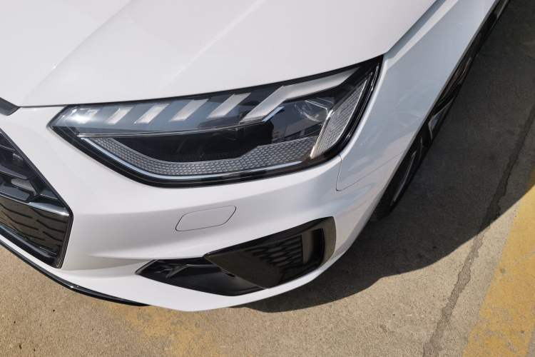 Used Audi A4L 2023 40 TFSI quattro Luxury Dynamic Edition Left Front Headlight