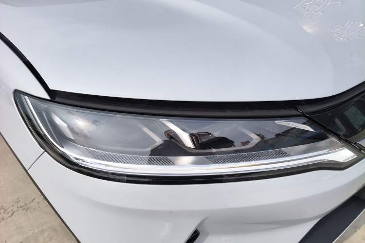 Used BYD Yuan UP 2024 401KM Leading Edition Right Front Headlight