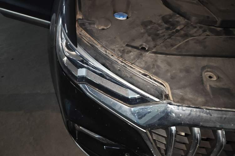 Used Hongqi HS5 2019 2.0T Smart Connect Flagship All-Wheel-Drive Version
