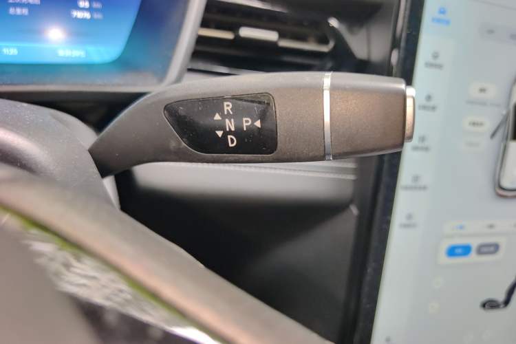 Used XPeng G3 2019 Deluxe Edition Gear Lever