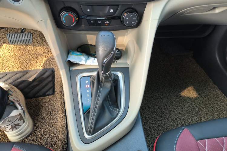 Used Buick GT 2018 15T Dual-Clutch Elite Model China V Standard
