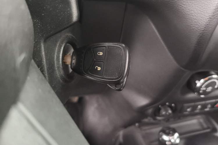 Used Jeep Wrangler 2013 3.6L Sahara two-door model Vehicle Key