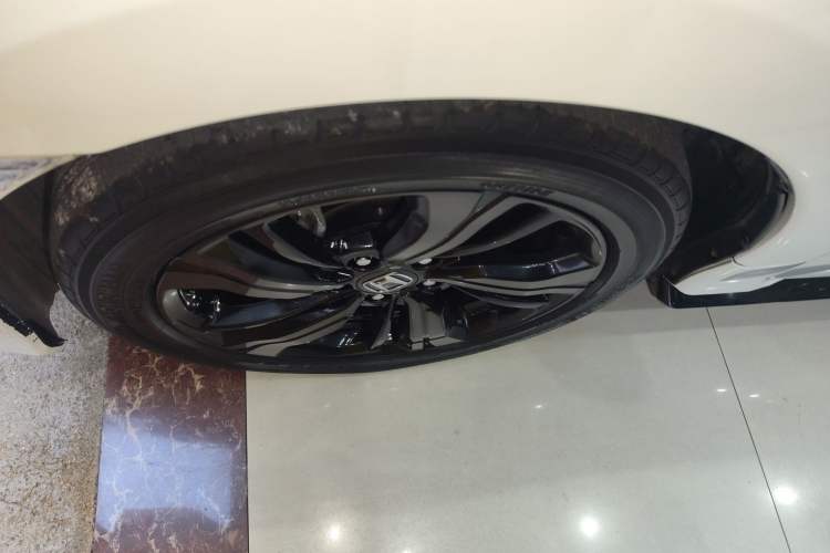 Used Honda Civic 2019 220TURBO CVT Dynamic Edition China VI Emission Standard Left Front Wheel Hub