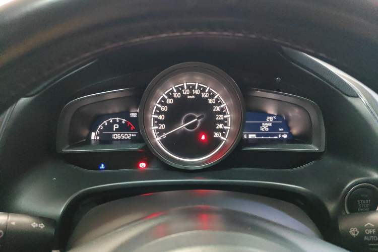 Used Mazda 3 Axela 2017 Sedan 1.5L Automatic Luxury Model Emission Standard China V Instrument Cluster