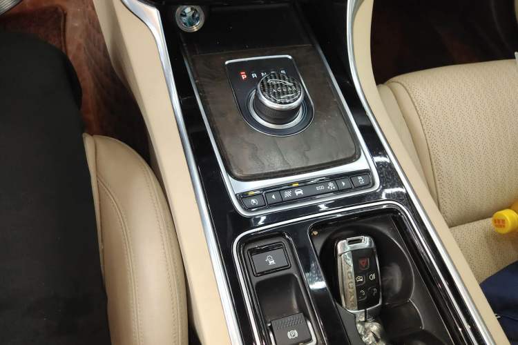 Used Jaguar XFL 2017 XFL 2.0T 200PS Luxury Edition