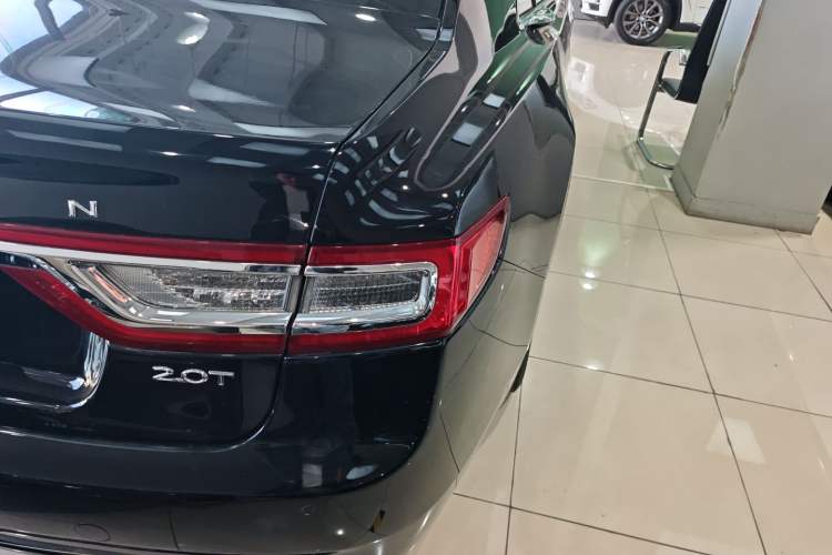 Used Lincoln Continental 2019 2.0T Two-Wheel Drive Luxury Edition China VI Standard