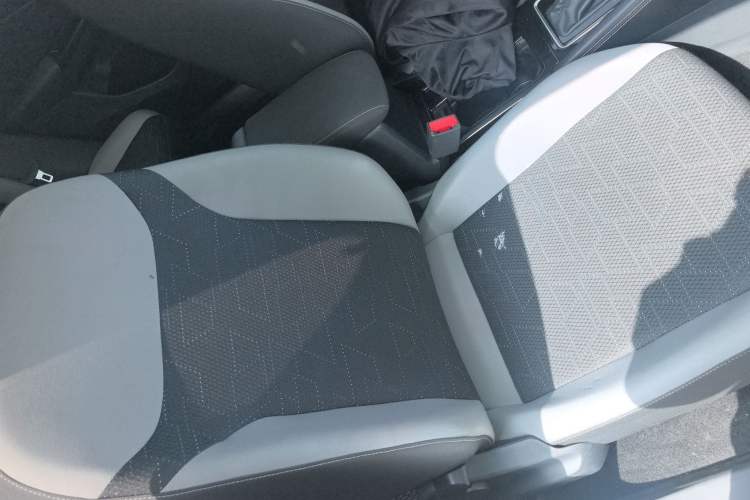 Used Jetta VS7 2023 280TSI Automatic Trend Edition Right Front Seat