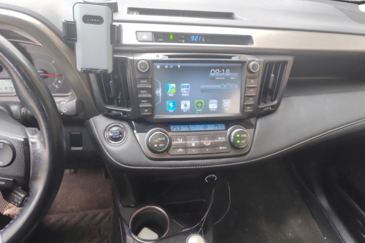 Used Toyota RAV4 2013 2.5L Automatic 4x4 Elite Edition Audio And AC Panel