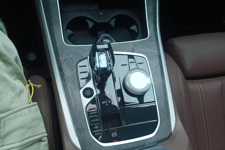 Used BMW X5 2021 Restyled xDrive30i M Sport Package Gear Lever