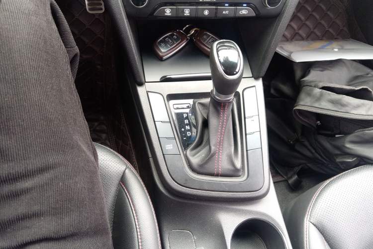 Used Hyundai Elantra (6th Generation / Lingdong) 2016 1.4T Dual-Clutch Xuan Dong · Flagship Edition
