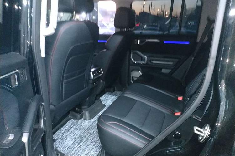 Used JETOUR Traveler 2025 2.0TD DCT XWD Cross-country Left Rear Seat