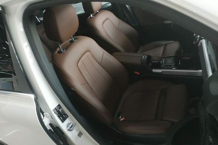 Used Mercedes-Benz GLB 2021 GLB 200 Dynamic Edition