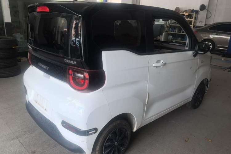 Used Chery QQ Ice Cream 2022 170km Sundae Phosphate Lithium-Ion

