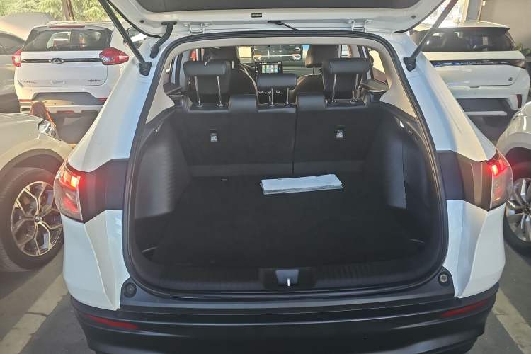 Used Honda HR-V 2023 240TURBO Jingrui Edition Trunk