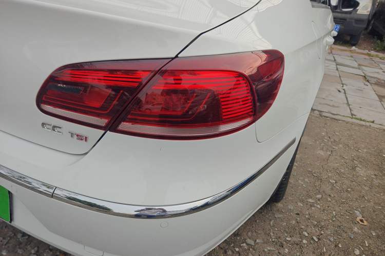 Used Volkswagen FAW-Volkswagen CC 2015 1.8TSI Luxury Model
