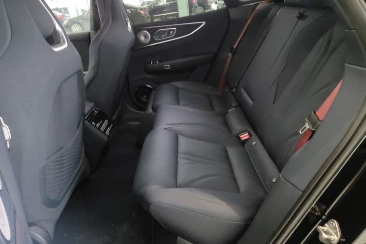 Used Zeekr 001 2026 Model 103° Rear-Drive Max Version
