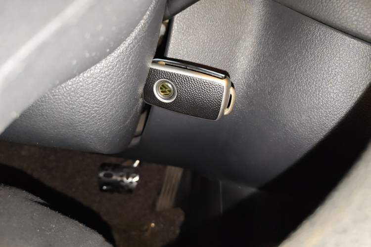 Used Volkswagen Tiguan L 2016 300TSI Automatic Two-Wheel Drive Trend Edition
