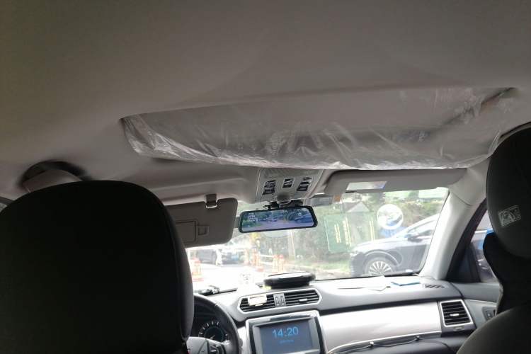 Used Haval H2 2014 1.5T Manual Two-Wheel Drive Elite Edition Headliner