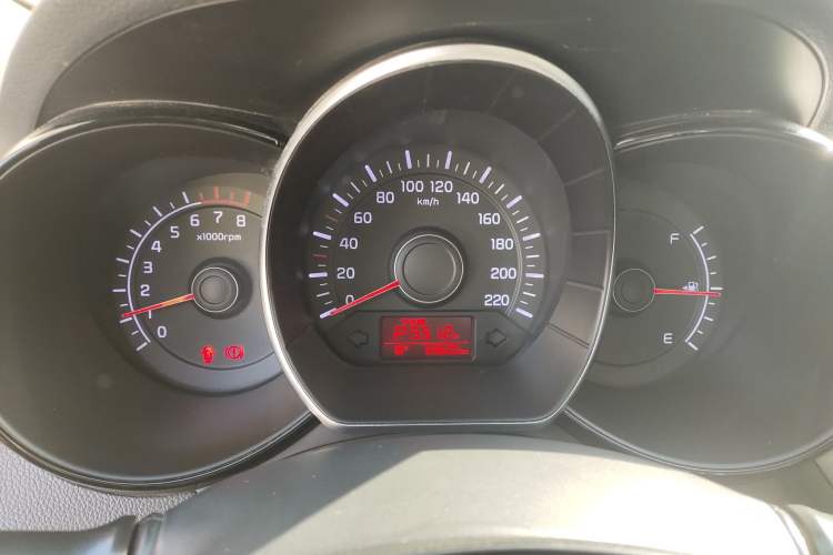 Used Kia K2 2015 Sedan 1.4L Automatic GLS Instrument Cluster
