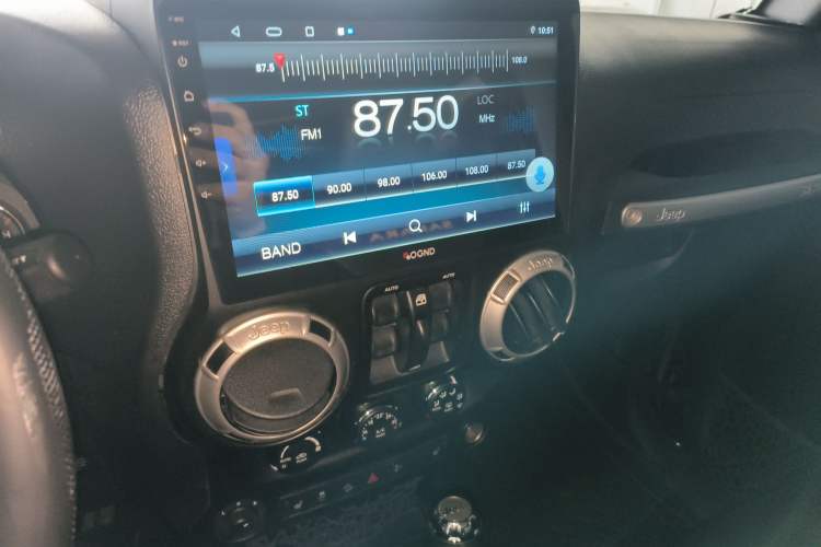 Used Jeep Wrangler 2015 3.0L Sahara Four-Door Comfort Edition