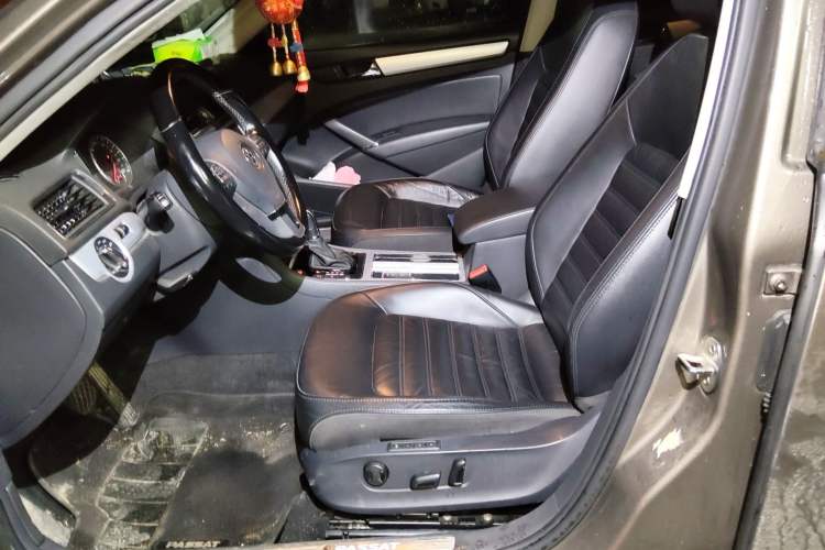 Used Volkswagen Passat 2015 1.8TSI DSG Prestige Edition Left Front Seat