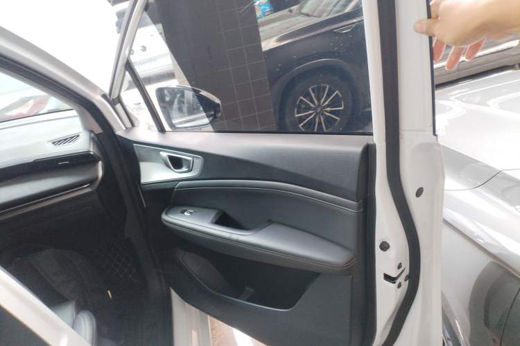 Used Wuling Jiachen 2022 1.5T CVT Smart Luxury Version