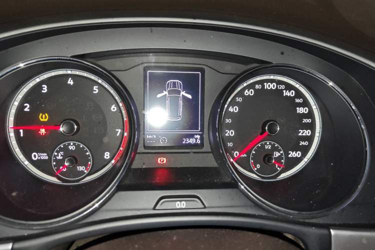 Used Volkswagen Teramont 2017 330TSI Two-Wheel-Drive Luxury Edition Instrument Cluster