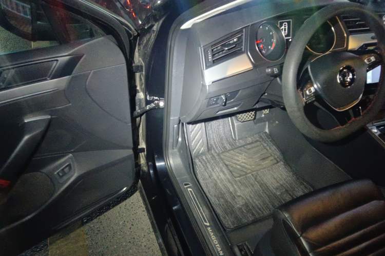 Used Volkswagen Magotan 2019 280TSI DSG Comfort Model China VI Standard