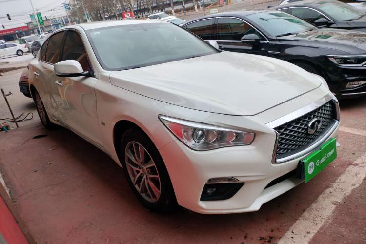 Used Infiniti Q50L 2018 2.0T Comfort Edition China VI Standard
