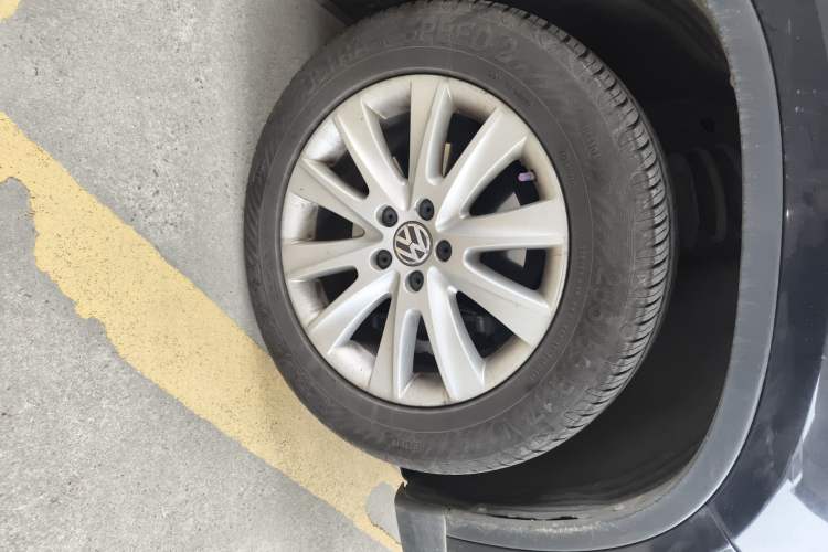 Used Volkswagen Tiguan 2010 2.0 TSI Automatic All-Wheel Drive Flagship Navigation Edition
