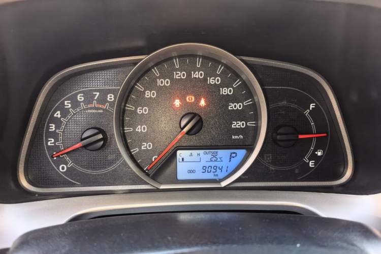 Used Toyota RAV4 2015 2.0L CVT Two-Wheel Drive Fashion Edition
