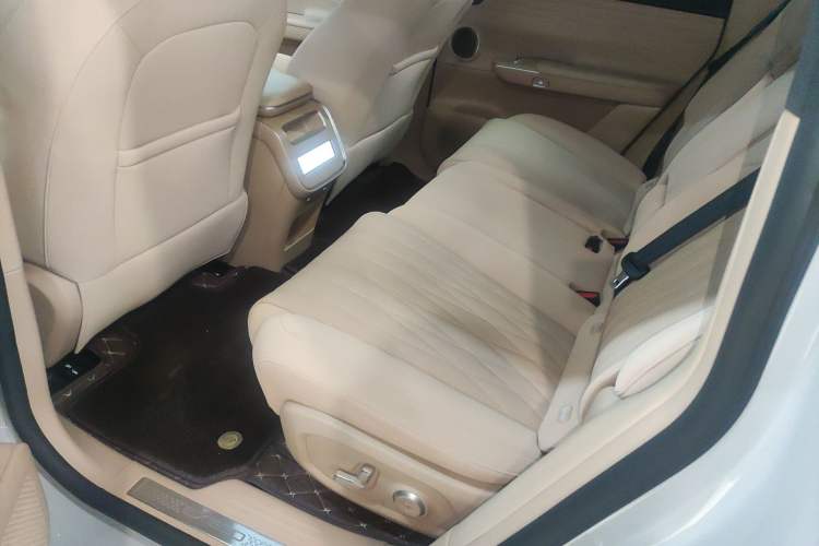 Used EXEED Star Era ET 2025 Extended-Range 240 Max All-Wheel Drive Urban Advanced Driver Assistance Left Rear Seat