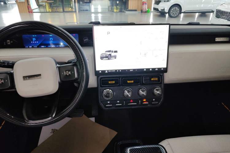 Used iCAR V23 2025 550 Two-Wheel Drive Intelligent Driving Version Audio And AC Panel