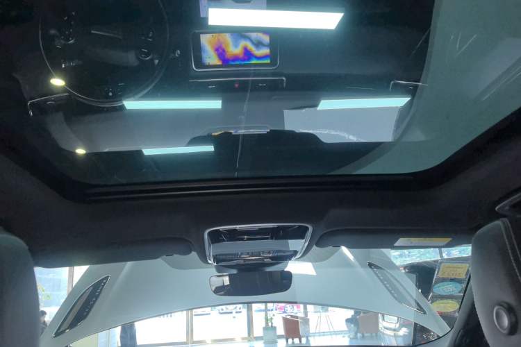 Used Land Rover Range Rover Velar 2018 P380 R-DYNAMIC SE