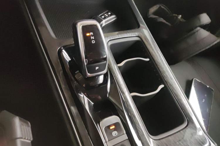 Used Dongfeng Aeolus Yixuan MAX 2024 1.5T Luxury Edition
