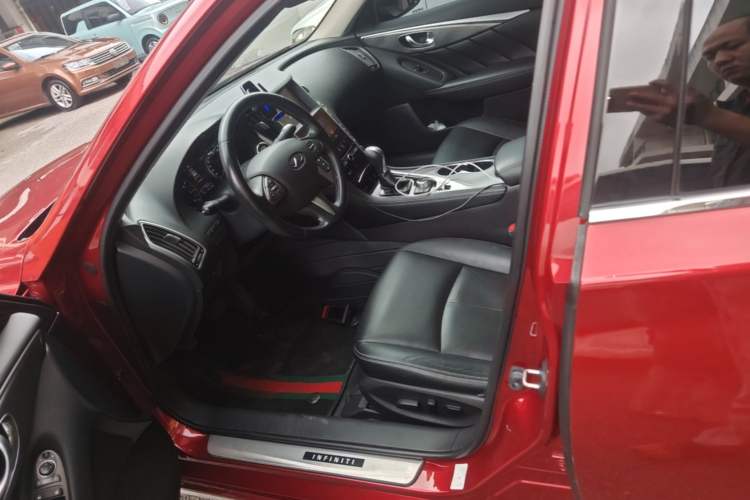 Used Infiniti Q50L 2016 2.0T Enjoyment Edition Left Front Seat