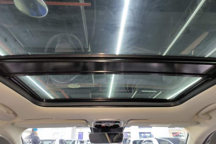 Used Lynk & Co 02 2018 1.5T DCT Two-Wheel Drive Zhaopu Version China V Standard
