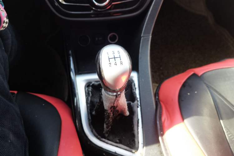 Used Changan Alsvin V7 2015 1.6L Manual Joyride Model China IV Standard